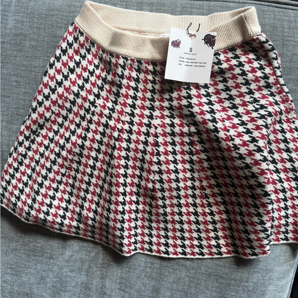 Skirt - new with tags